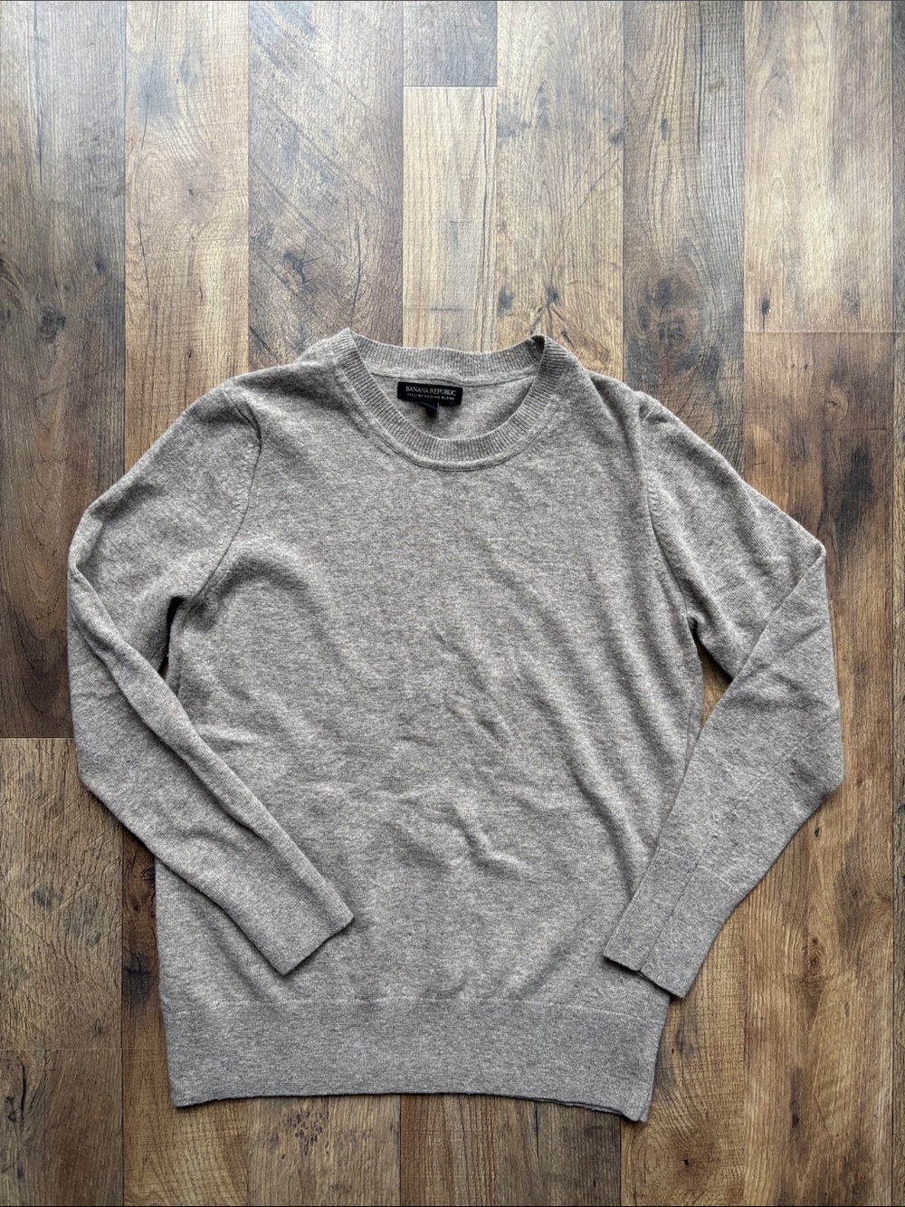Banana Republic Brown Tan Wool Blend Cozy Crewneck Sweater size medium